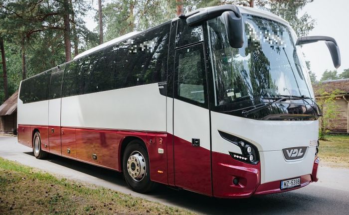 Attēls rakstam: Šoferu trūkuma dēļ "Latvijas sabiedriskais autobuss" piektdien atcēlis 15 reisus Ādažu virzienā, tostarp astoņus pecpusdienā