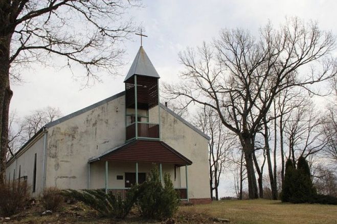 Jumpravas baznīca vairākas reizes nopostīta un atkal atjaunota. Draudze savu dievnamu atguva 1991. gadā. Foto – “Latvijas pasts”, publicitātes