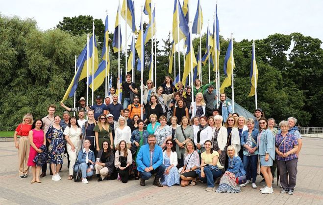 Foto - facebook.com/lelluteatris