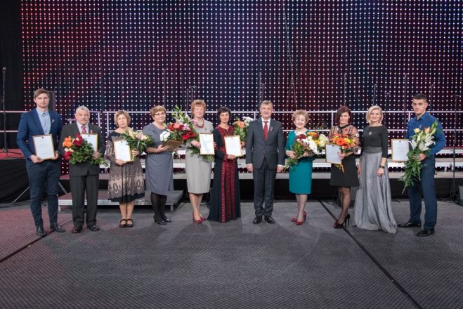 Foto: Pasniegti Saulkrastu novada domes apbalvojumi