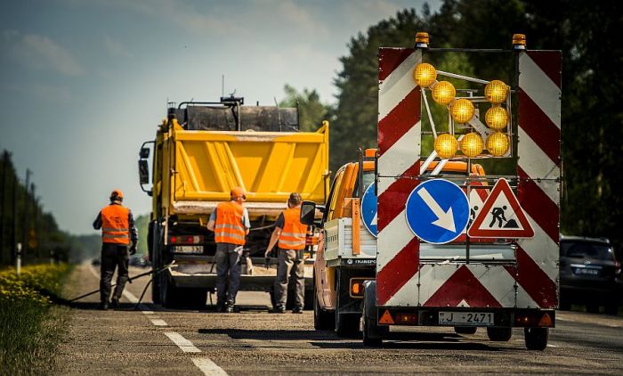 Foto - Latvijas autoceļu uzturētājs