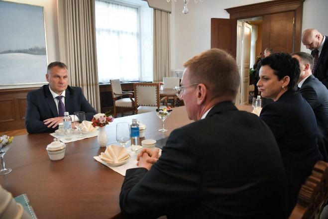 Valsts prezidents Edgars Rinkēvičs tiekas ar ģenerālprokuroru Juri Stukānu. Foto - Ilmārs Znotiņš, Valsts prezidenta kanceleja