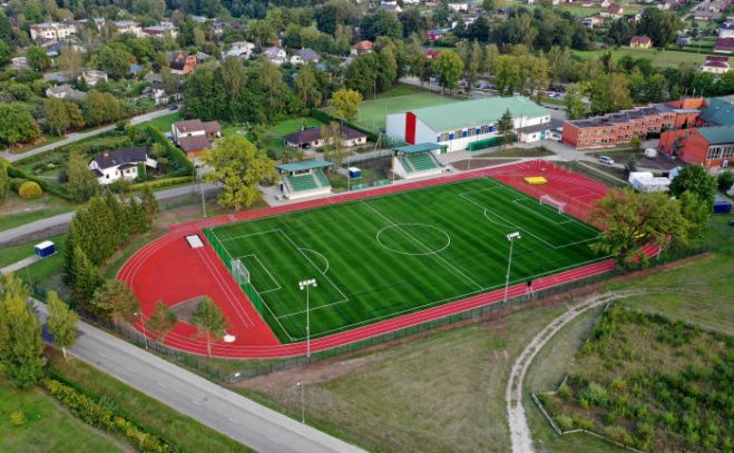 Lielākās investīcijas izglītībā šogad novirzītas Mārupes vidusskolas stadiona pārbūvei