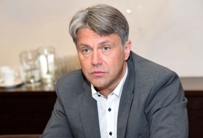 Tiesībsargs Juris Jansons piedalās "Dienas Biznesa" rīkotajā apaļā galda diskusijā par datu regulu. Foto: LETA