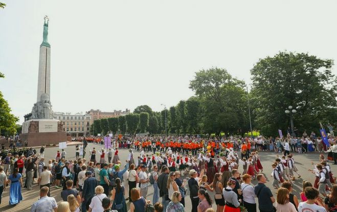 Foto – Reinis Oliņš un Liene Ozola