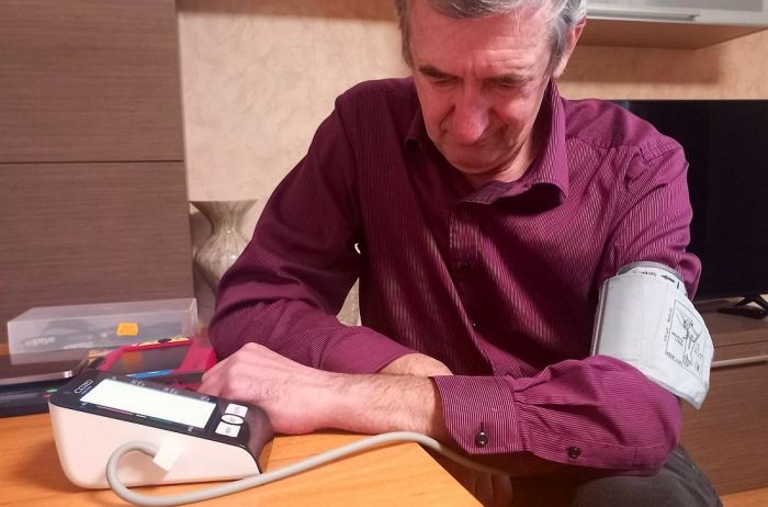 Arī asinsspiediena mērītājs un svari ir aprīkoti ar balss funkciju. Foto - publicitātes