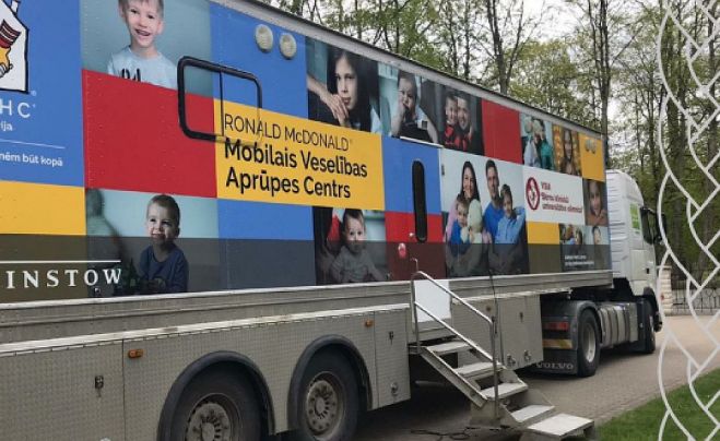 13.VIII &quot;Mobilais veselības aprūpes centrs&quot; bērniem Vangažos