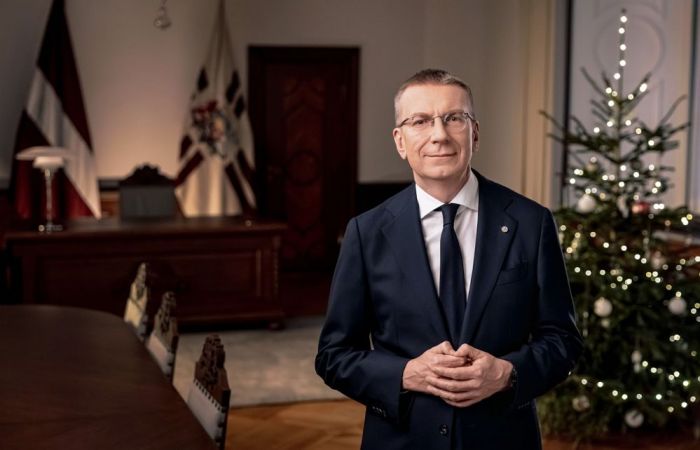 Foto - Valsts prezidenta kance;eja