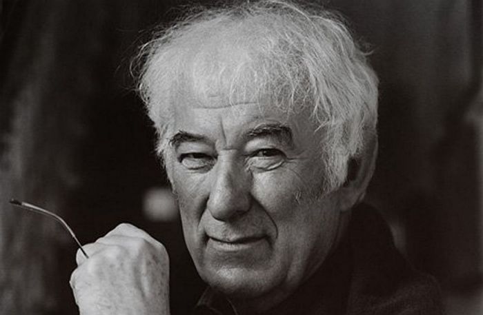 5.III Izstādes "Ieklausies vēlreiz" par īru dzejnieku Šeimusu Hīniju atklāšana Siguldā