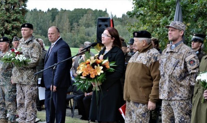 Foto: Aizvadīti Mores kauju atceres pasākumi