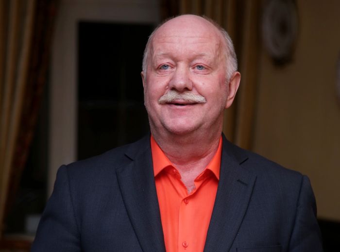 Dzintris Kolāts: "Ar laiku saproti, ka svarīgas ir tikai dažas lietas, to skaitā ironisks skats gan uz apkārtējiem, gan spogulī." Foto: LETA un no Dz. Kolāta privātā albuma