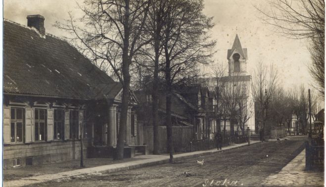 Sloka. 20.gadsimta 20.–30.gadi. Skats uz Jūras ielu (tagad – Raiņa iela) Slokā. Foto no Jūrmalas muzeja krājuma