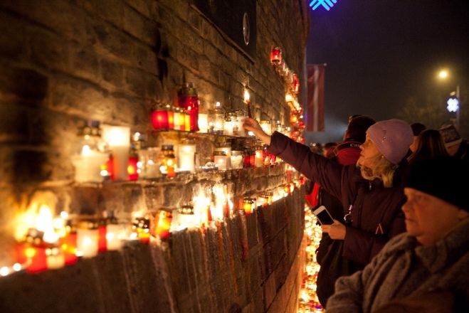 Lāčplēša dienas pasākumu laikā Rīgā ierobežos satiksmi