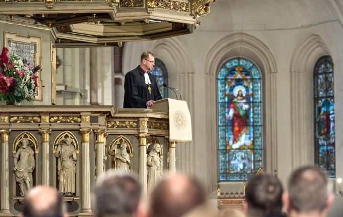 Attēls rakstam: Arhibīskaps Grants: Tiek pārbaudīta Latvijas iedzīvotāju spēja būt vienā laivā