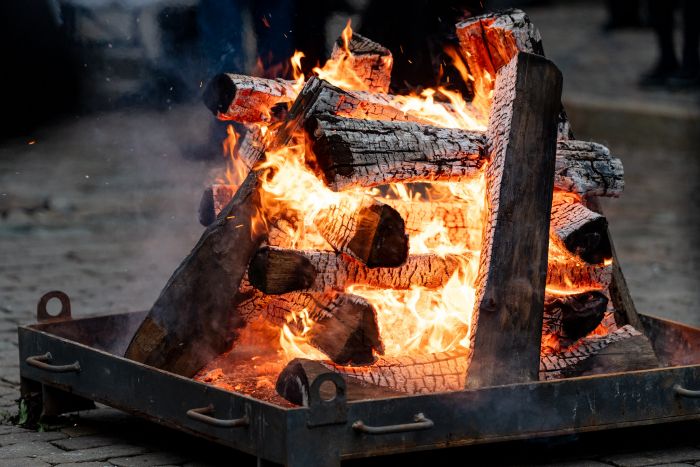 Foto - Ieva Ābele (Saeima) un Liene Ozola