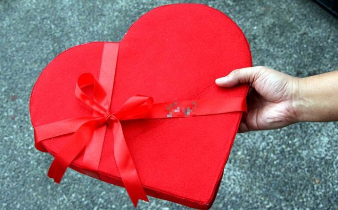 Aptauja Rīgā. Vai svinat Valentīndienu?