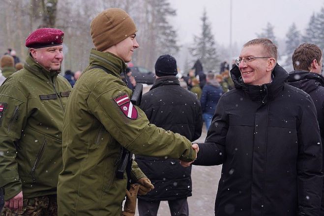 Valsts prezidenta Edgara Rinkēviča vizīte Nacionālo bruņoto spēku militārajā bāzē “Alūksne”. Foto - Ilmārs Znotiņš, Valsts prezidenta kanceleja