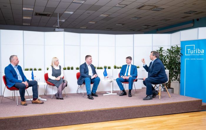 Foto, infografika - "Turība"