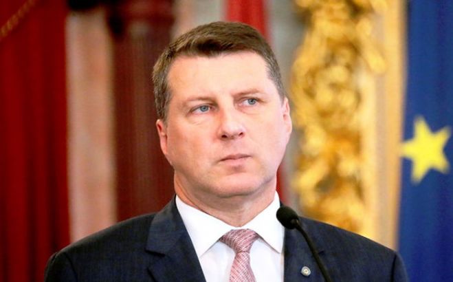 Vējonis pirmdien &quot;KPV LV&quot; un &quot;Attīstībai/Par!&quot; pārstāvjus pieņems kopā