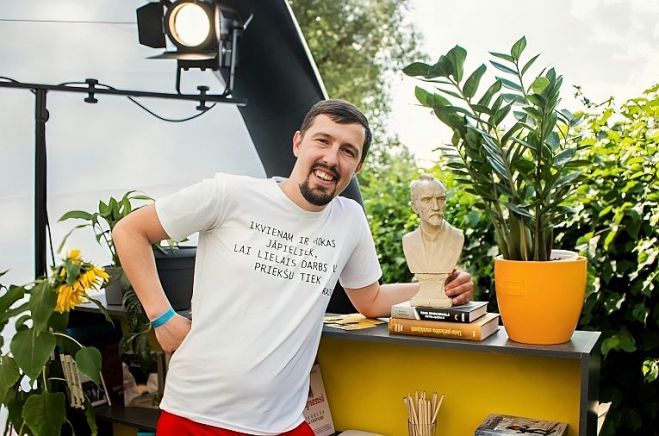 Foto - publicitātes