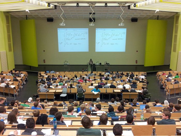 LU rektors: Pilnvērtīgas akadēmiskās izglītības iegūšanai noteikti jāpastudē arī ārzemēs