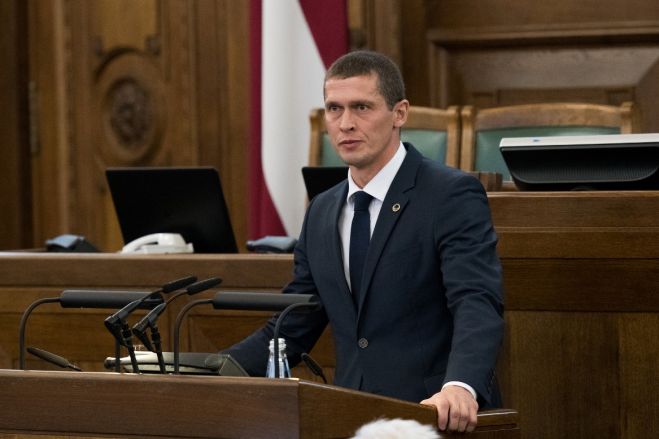 Saeimas komisija atbalsta Juraša izdošanu kriminālvajāšanai
