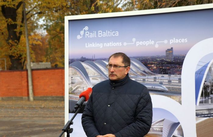 Oktobrī norisinās kampaņa "Kā sauksi, tā brauksi". Foto – Satiksmes ministrija