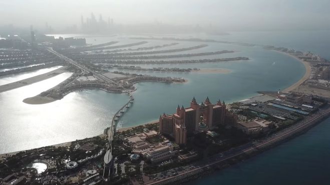 Džumeiras Palma, Dubaija. Ekrānšāviņš no www.youtube.com