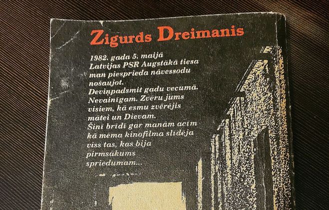Zigurda Dreimaņa sarakstītā dienasgrāmata par laiku, kad viņu nepatiesi apsūdzēja slepkavībā. Foto – Anna Lejiņa