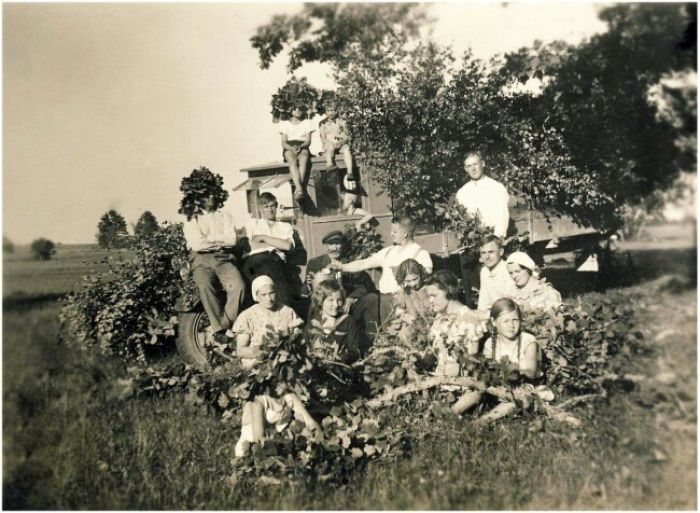 Zāļu diena Kurzemē; 20. gadsimta 30. gadi. Foto - publicitātes