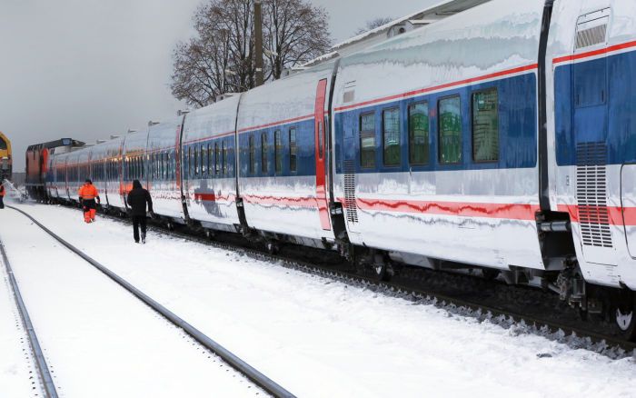 IUB aizliedz &quot;Pasažieru vilcienam&quot; slēgt līgumu ar &quot;Talgo&quot; par elektrovilcienu piegādi