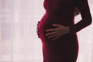 Organizācijas: Rosinātās izmaiņas Seksuālās un reproduktīvās veselības likumā ir pretrunā cilvēktiesībām, medicīnas ētikai un zinātniskajai loģikai