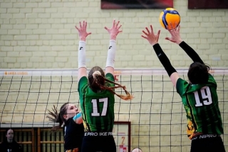 Latvijas kausa pusfināla pirmajās spēlēs "Piejūras" volejbolisti zaudē Sējā, mārupietes uzvar Liepājā