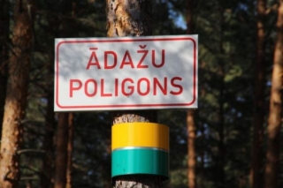 AM no Ādažu novada pašvaldības pārņems Iļķenes ceļa posmu, ierobežojot tā publisku pieejamību