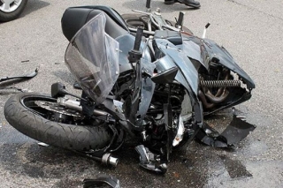 Policija aicina atsaukties ceļu satiksmes negadījuma aculieciniekus