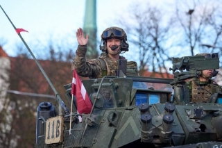 Foto: Svin Latvijas Republikas proklamēšanas 107.gadadienu