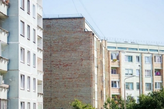 "Arco Real Estate": Sērijveida dzīvokļu cenas oktobrī augušas Salaspilī un Kauguros