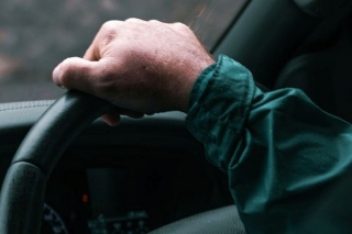 Pētījums: tikai 39% autovadītāju ir pārliecināti par savām prasmēm vadīt auto ziemā