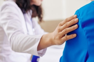 Ģimenes ārstu asociācija cer rast risinājumu papildu izmaksu kompensācijai ģimenes ārstu praksēm