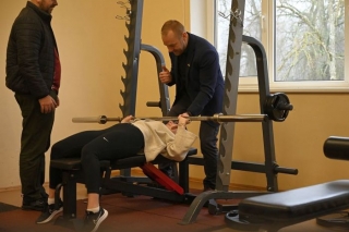 Aizvadīts pauerliftinga sacensību "Latvijas spēcīgākā skola – 2025" Siguldas posms