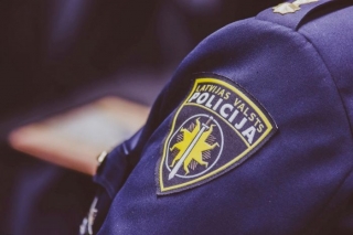 Policija sākusi administratīvā pārkāpuma procesu par lidmašīnas avārijas nosēšanos uz Tallinas šosejas