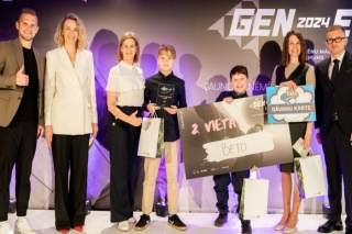 Ulbrokas vidusskola iegūst balvas mācību uzņēmumu konkursā "GEN-E Latvia"