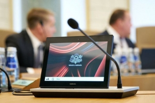 Vienojas mazināt administratīvo slogu arī valdības darbā