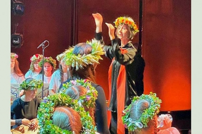 Valda Bagāta – ar kokli apkārt pasaulei