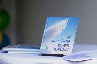 Izdota biedrības "Cerību spārni" grāmata "Kā neiespējamo padarīt iespējamu"