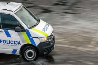 Valsts policija aicina atsaukties aculieciniekus ceļu satiksmes negadījumam Siguldas novada Jūdažos