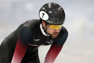 Krūzbergs izcīna bronzas medaļu olimpisko spēļu šorttreka sacensībās