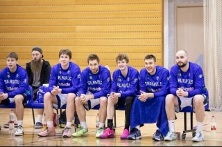 Salaspils basketbolisti uzvar viesos, zaudē savās mājās