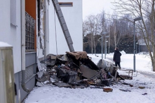 Aizliedz Krustkalnos ugunsgrēkā cietušās ēkas ekspluatāciju