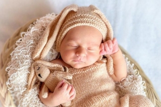 Ādažu novadā līdz 300 eiro paaugstināts bērna piedzimšanas pabalsts